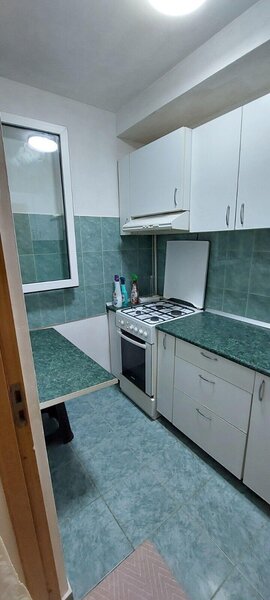 Titan, Policlinica Titan, parc IOR, bloc reabilitat termic