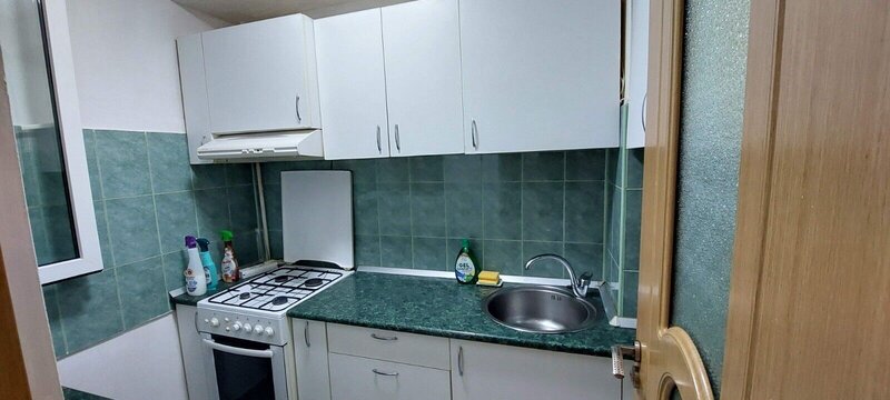 Titan, Policlinica Titan, parc IOR, bloc reabilitat termic